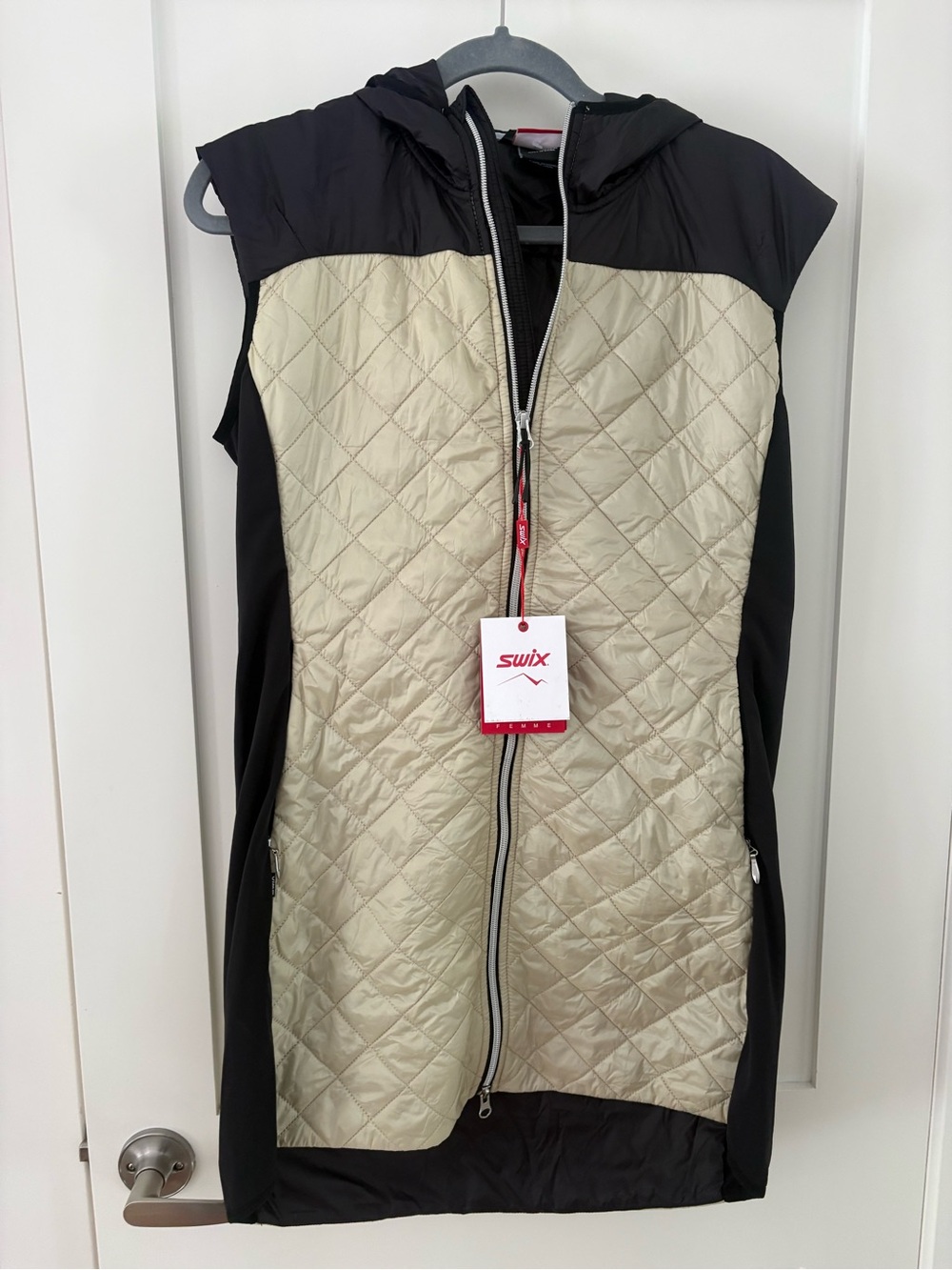 NWT SWIX Mayen Quilted Hooded Long Vest Black Beige Size L